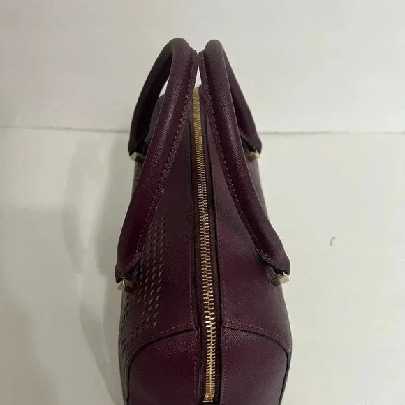 Kate Spade Perforated Cameron Street Burgandy Barrel Pocketbook & Billfold - Picture 9 of 16